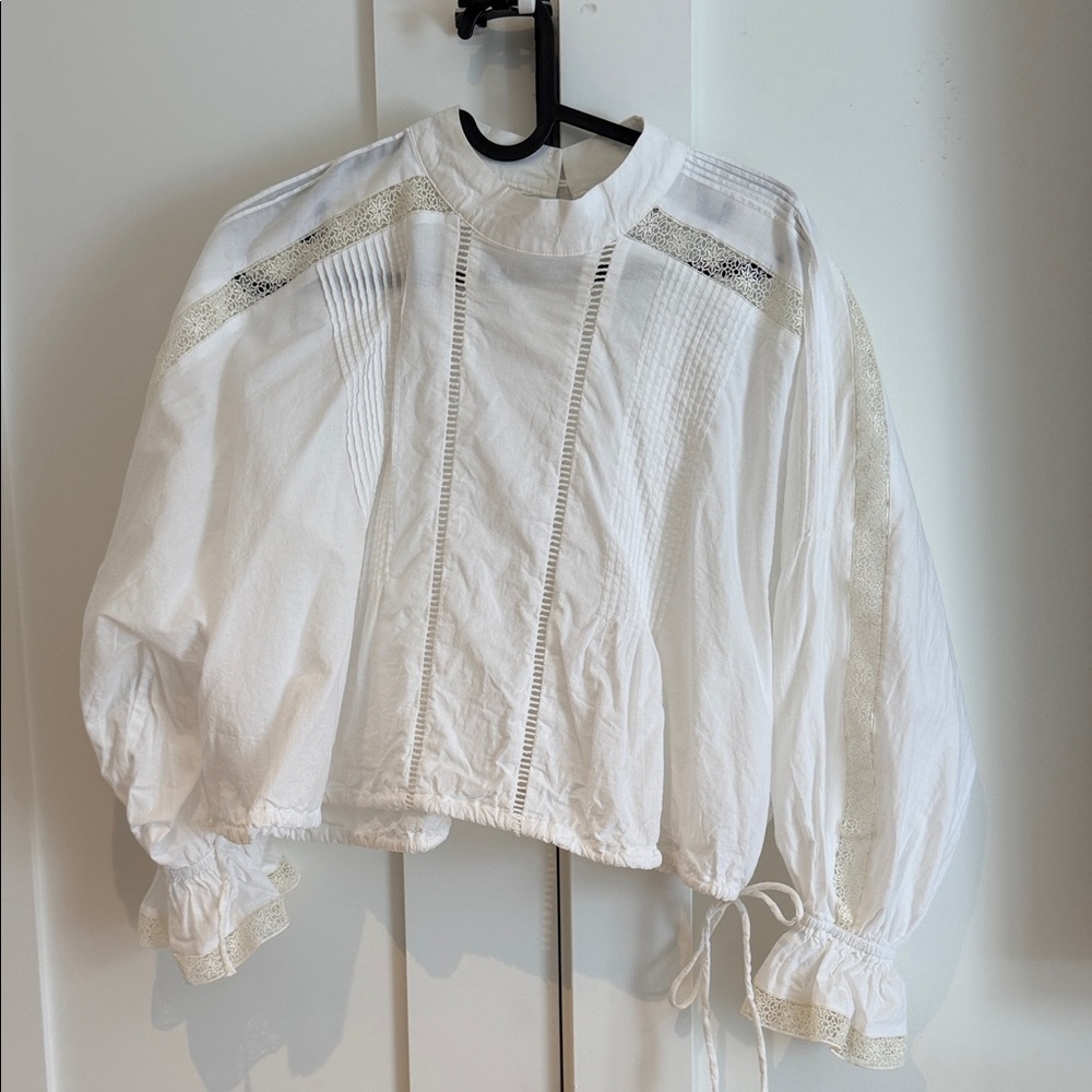 H&M Ivory Lace Accent Top